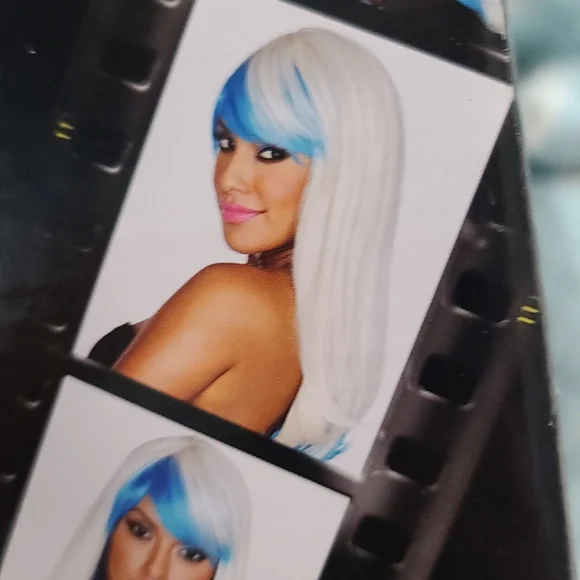 Wig - Picture 3 of 4